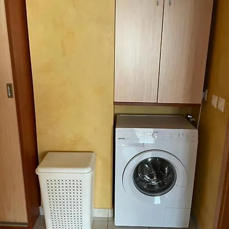 Superb Intr-o Locatie Premium Apartment *