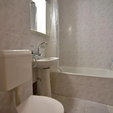 Superb Intr-o Locatie Premium Apartment *
